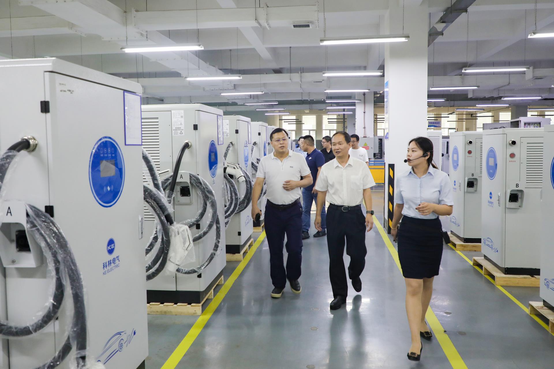 ������Z6(�й���֤)�������޹�˾��������Я���к����ܼ��Ŵ�����ɫ�����¶���